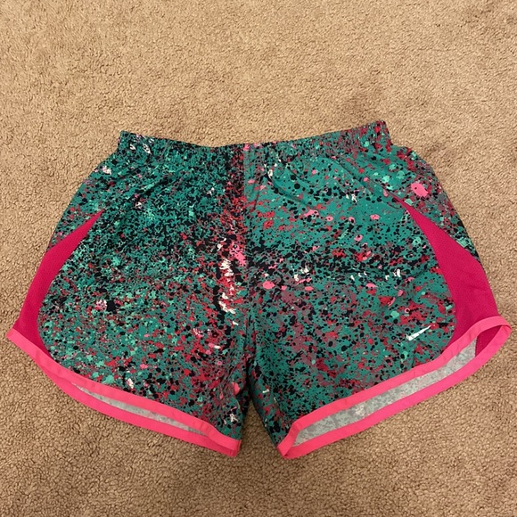Two pairs of girls Nike running shorts. Size youth large. - Picture 3 of 4